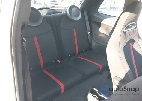 2015 Fiat 500 Abarth z USA, uszkodzony, nr VIN 3C3CFFFH0FT501367